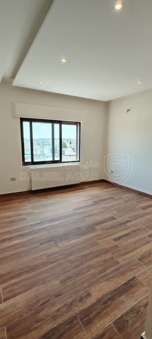 شقة في عمان - الرونق - 170,000 دأ - صورة 1